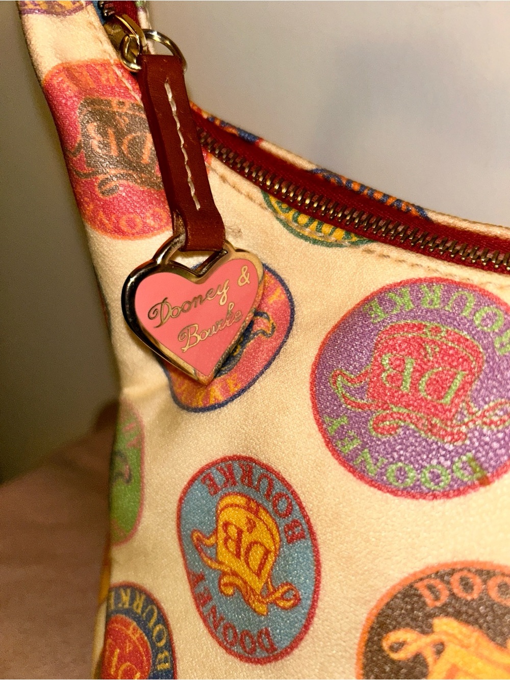Dooney & Bourke Coated Canvas Medallion Hobo Bag. Y2K - Picture 2 of 8